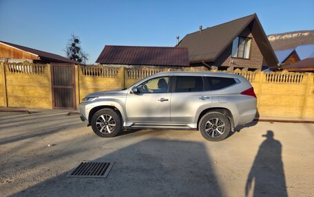 Mitsubishi Pajero Sport III рестайлинг, 2019 год, 3 500 000 рублей, 2 фотография