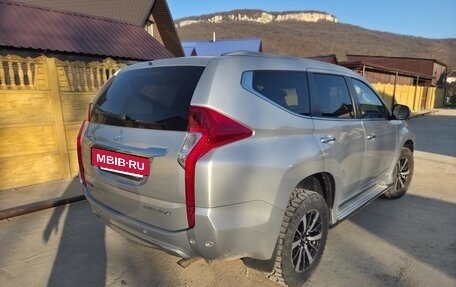 Mitsubishi Pajero Sport III рестайлинг, 2019 год, 3 500 000 рублей, 3 фотография