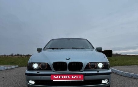 BMW 5 серия, 1999 год, 690 000 рублей, 2 фотография