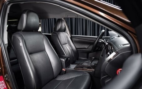 Toyota Camry, 2017 год, 2 100 000 рублей, 23 фотография