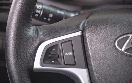 Hyundai Solaris II рестайлинг, 2011 год, 799 000 рублей, 8 фотография