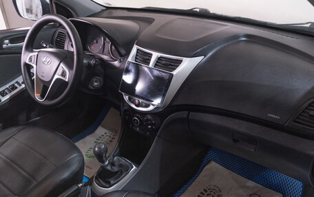 Hyundai Solaris II рестайлинг, 2011 год, 799 000 рублей, 18 фотография