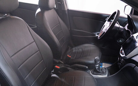 Hyundai Solaris II рестайлинг, 2011 год, 799 000 рублей, 19 фотография