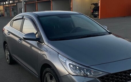 Hyundai Solaris II рестайлинг, 2020 год, 2 000 000 рублей, 6 фотография