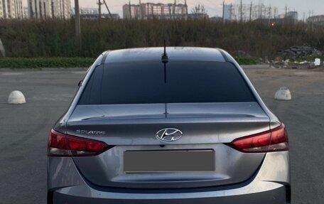 Hyundai Solaris II рестайлинг, 2020 год, 2 000 000 рублей, 2 фотография