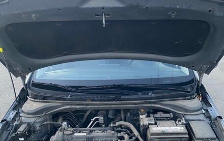 Hyundai Solaris II рестайлинг, 2020 год, 2 000 000 рублей, 9 фотография