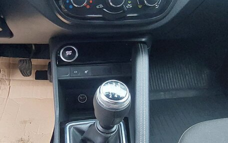 Renault Kaptur I рестайлинг, 2021 год, 1 400 000 рублей, 14 фотография