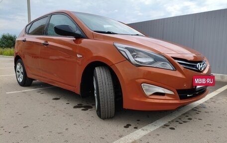 Hyundai Solaris II рестайлинг, 2015 год, 700 000 рублей, 7 фотография