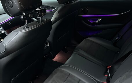 Mercedes-Benz E-Класс, 2016 год, 2 850 000 рублей, 9 фотография