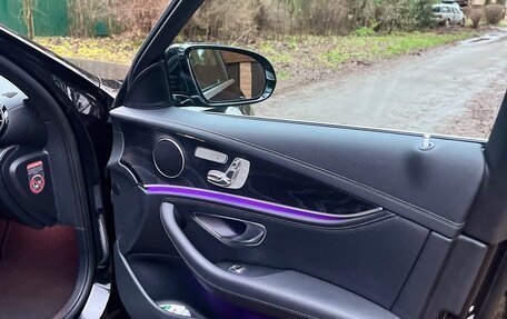 Mercedes-Benz E-Класс, 2016 год, 2 850 000 рублей, 15 фотография