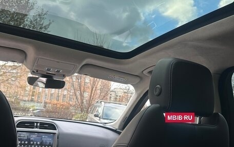 Jaguar F-Pace, 2019 год, 2 700 000 рублей, 6 фотография