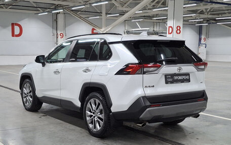 Toyota RAV4, 2021 год, 3 459 000 рублей, 11 фотография