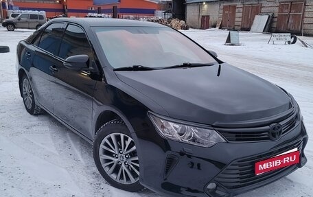 Toyota Camry, 2017 год, 2 800 000 рублей, 1 фотография