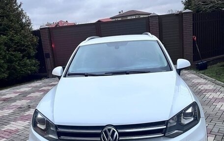 Volkswagen Touareg III, 2013 год, 1 599 999 рублей, 1 фотография