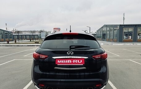 Infiniti FX II, 2011 год, 2 000 000 рублей, 6 фотография