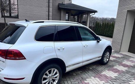 Volkswagen Touareg III, 2013 год, 1 599 999 рублей, 5 фотография