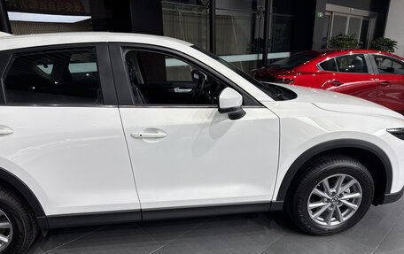 Mazda CX-5 II, 2025 год, 2 349 000 рублей, 6 фотография