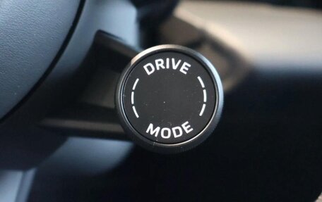 Porsche Macan, 2025 год, 15 490 000 рублей, 9 фотография