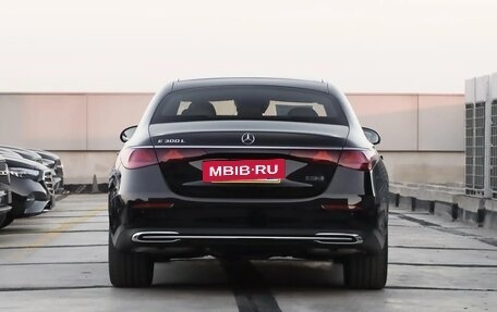 Mercedes-Benz E-Класс, 2025 год, 9 410 000 рублей, 7 фотография