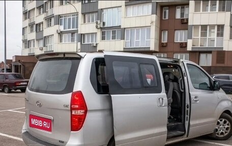 Hyundai Grand Starex Grand Starex I рестайлинг 2, 2009 год, 1 350 000 рублей, 3 фотография