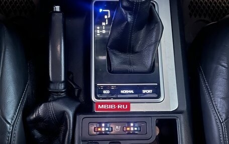 Toyota Land Cruiser Prado 150 рестайлинг 2, 2018 год, 5 200 000 рублей, 18 фотография