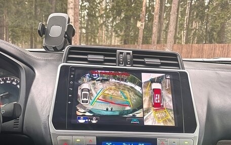 Toyota Land Cruiser Prado 150 рестайлинг 2, 2018 год, 5 200 000 рублей, 9 фотография