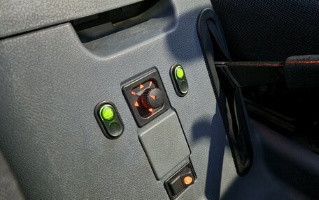 ЛуАЗ Patriot, 2009 год, 449 000 рублей, 13 фотография