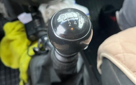 Toyota Yaris III рестайлинг, 2010 год, 499 000 рублей, 16 фотография