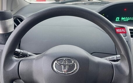 Toyota Yaris III рестайлинг, 2010 год, 499 000 рублей, 13 фотография