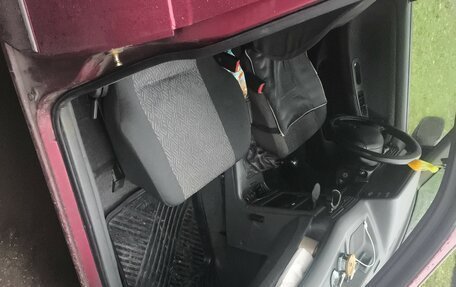 Daewoo Nexia I рестайлинг, 2001 год, 270 000 рублей, 15 фотография