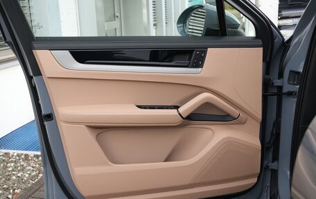 Porsche Cayenne III, 2025 год, 13 760 400 рублей, 23 фотография