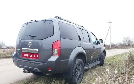 Nissan Pathfinder, 2011 год, 1 480 000 рублей, 2 фотография