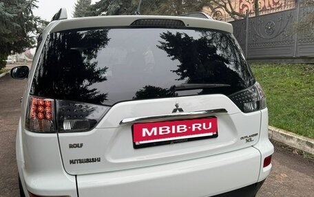 Mitsubishi Outlander III рестайлинг 3, 2011 год, 950 000 рублей, 4 фотография