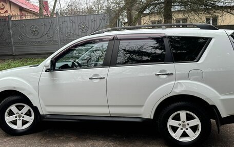 Mitsubishi Outlander III рестайлинг 3, 2011 год, 950 000 рублей, 19 фотография