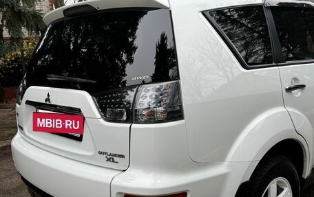 Mitsubishi Outlander III рестайлинг 3, 2011 год, 950 000 рублей, 13 фотография