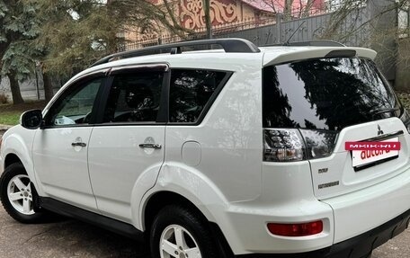 Mitsubishi Outlander III рестайлинг 3, 2011 год, 950 000 рублей, 22 фотография