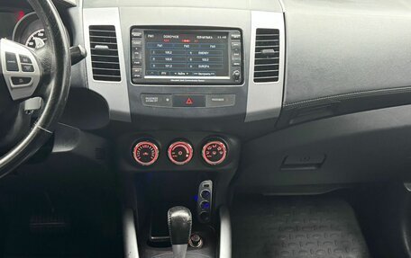 Mitsubishi Outlander III рестайлинг 3, 2011 год, 950 000 рублей, 32 фотография