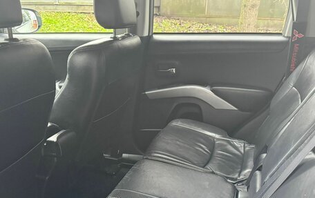 Mitsubishi Outlander III рестайлинг 3, 2011 год, 950 000 рублей, 31 фотография