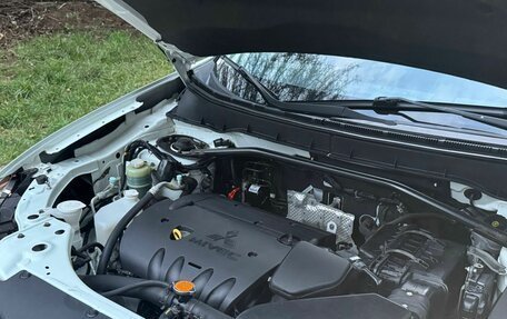 Mitsubishi Outlander III рестайлинг 3, 2011 год, 950 000 рублей, 40 фотография