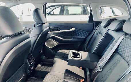 CheryExeed TXL, 2024 год, 4 690 000 рублей, 13 фотография