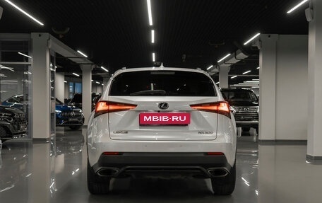 Lexus NX I, 2017 год, 4 240 000 рублей, 6 фотография