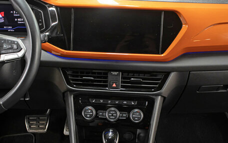 Volkswagen Taos, 2021 год, 2 898 000 рублей, 15 фотография