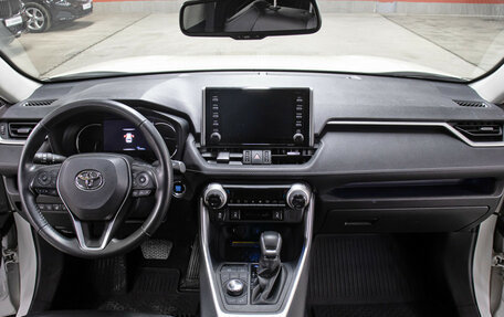 Toyota RAV4, 2022 год, 3 998 000 рублей, 14 фотография