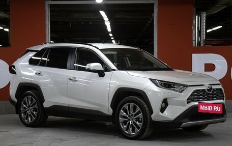 Toyota RAV4, 2022 год, 3 998 000 рублей, 3 фотография