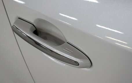 Toyota RAV4, 2022 год, 3 998 000 рублей, 24 фотография