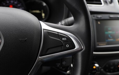 Renault Logan II, 2020 год, 1 140 000 рублей, 16 фотография