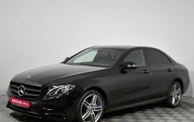 Mercedes-Benz E-Класс, 2019 год, 4 000 000 рублей, 1 фотография