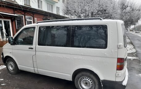Volkswagen Transporter T5 рестайлинг, 2008 год, 1 050 000 рублей, 2 фотография