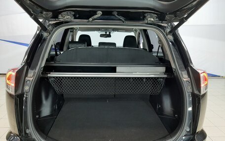 Toyota RAV4, 2017 год, 2 470 000 рублей, 5 фотография