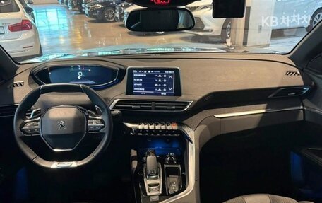 Peugeot 3008 II, 2021 год, 1 614 000 рублей, 7 фотография